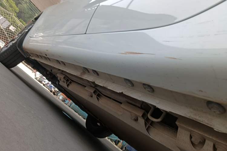 Used CHANGAN Benni E-Star 2023 Qingxin Edition Colorful Model Lithium Iron Phosphate Left Side Sill