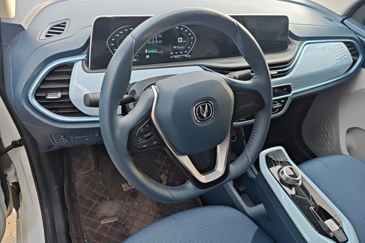 Used CHANGAN Benni E-Star 2023 Qingxin Edition Colorful Model Lithium-NMC Steering Wheel