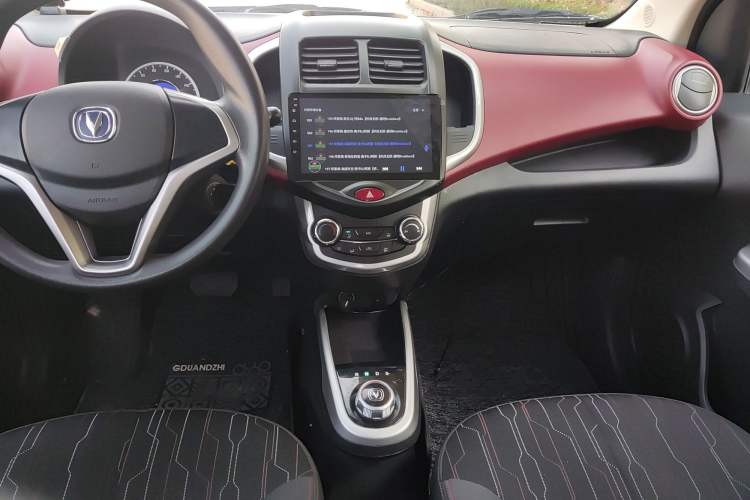 Used CHANGAN Benni EV 2017 Pure Electric 180 km Standard Model Audio And AC Panel