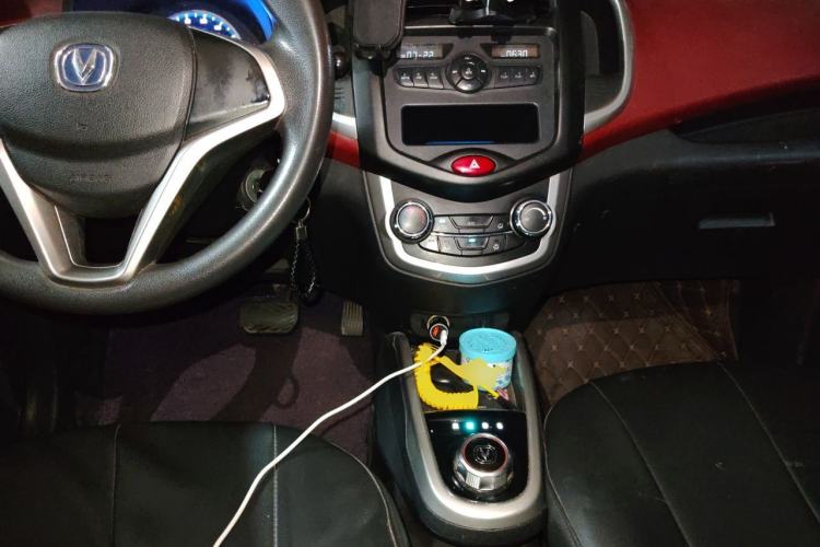 Used CHANGAN Benni EV 2017 Pure Electric 180 km Standard Model Center Console