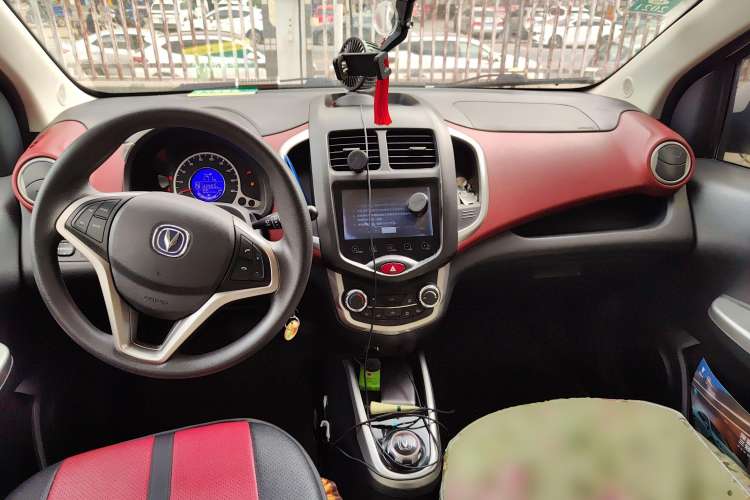 Used CHANGAN Benni EV 2017 Pure Electric 210 km Fashion Edition Center Console