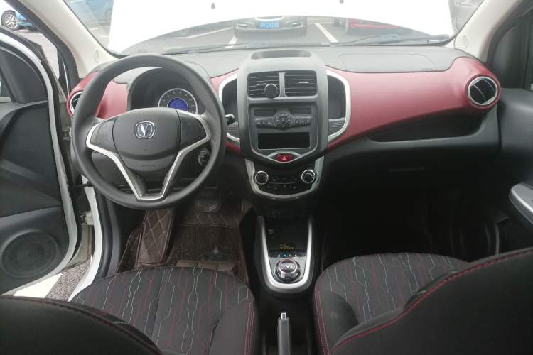 Used CHANGAN Benni EV 2017 Pure Electric 180 km Fashion Model Center Console