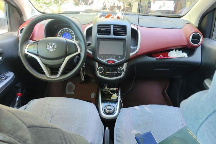 Used CHANGAN Benni EV 2017 Pure Electric 180 km Standard Model Center Console