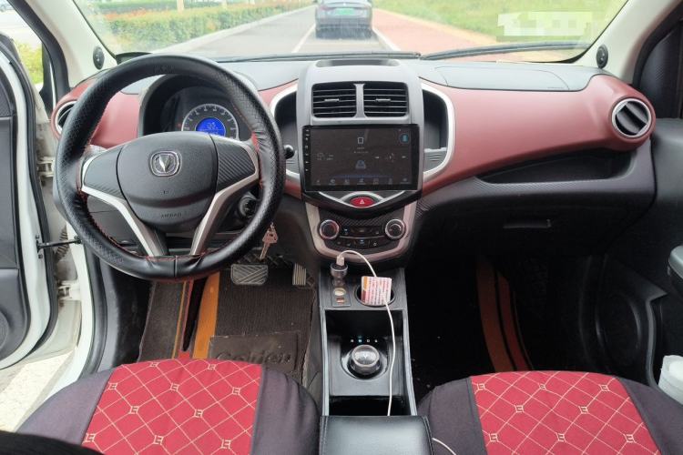 Used CHANGAN Benni EV 2017 Pure Electric 180 km Standard Model Center Console