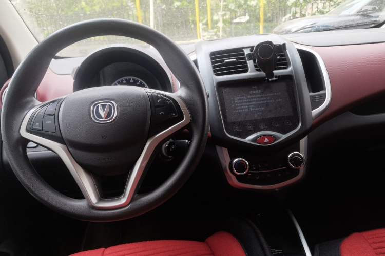 Used CHANGAN Benni EV 2017 Pure Electric 210 km Fashion Edition Center Console