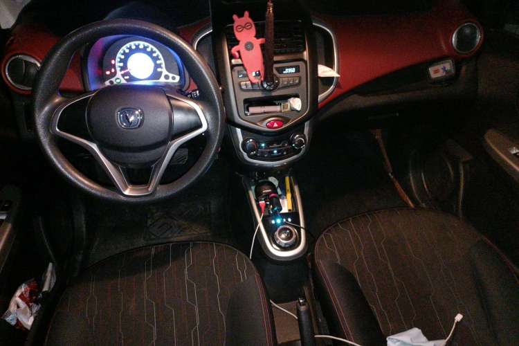 Used CHANGAN Benni EV 2017 Pure Electric 180 km Standard Model Center Console