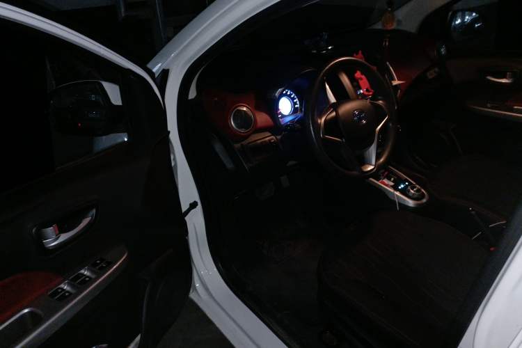 Used CHANGAN Benni EV 2017 Pure Electric 180 km Standard Model Driver Seat