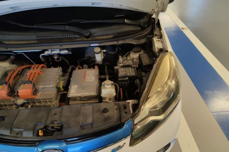Used CHANGAN Benni EV 2017 Pure Electric 180 km Fashion Model Engine Bay Left