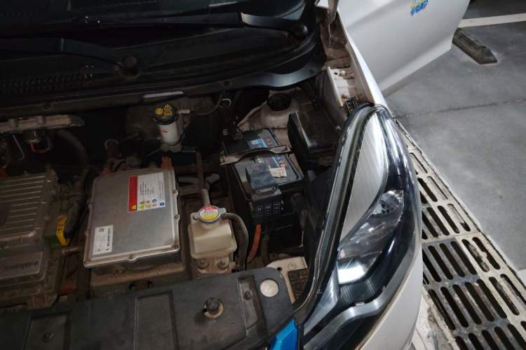 Used CHANGAN Benni EV 2017 Pure Electric 180 km Standard Model Engine Bay Left