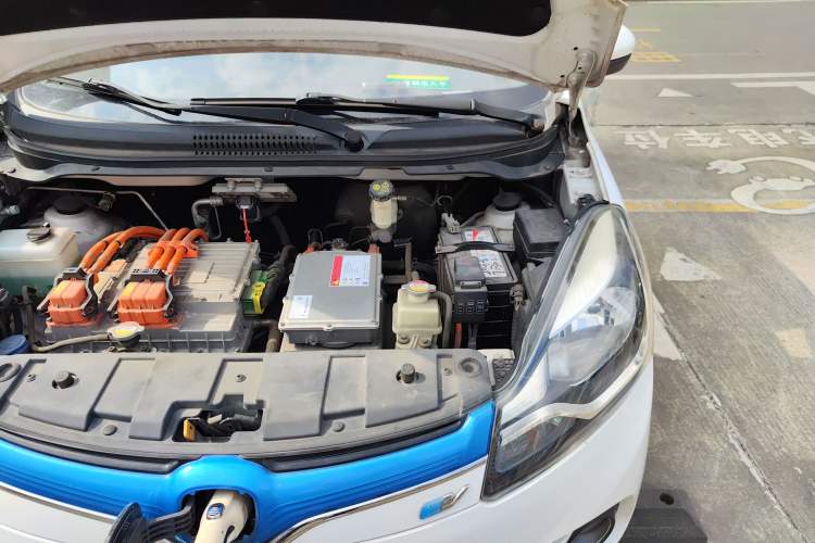 Used CHANGAN Benni EV 2017 Pure Electric 210 km Fashion Edition Engine Bay Left