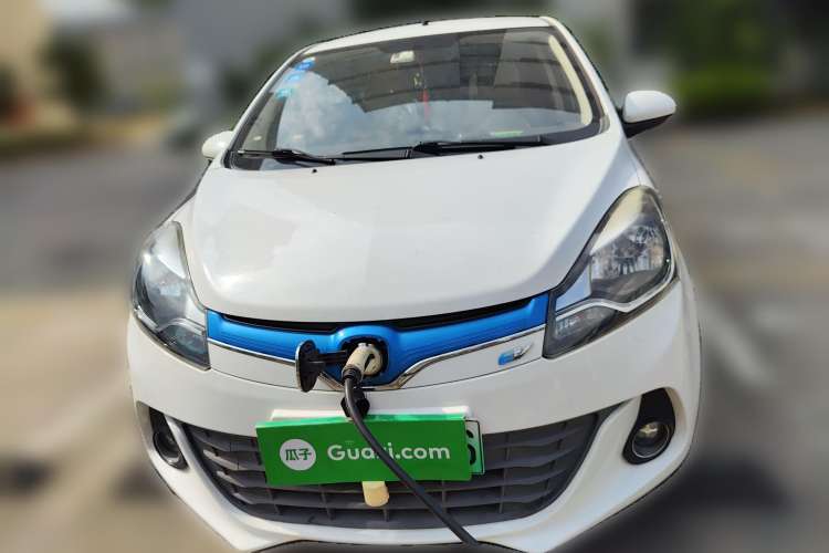 Used CHANGAN Benni EV 2017 Pure Electric 210 km Fashion Edition Front
