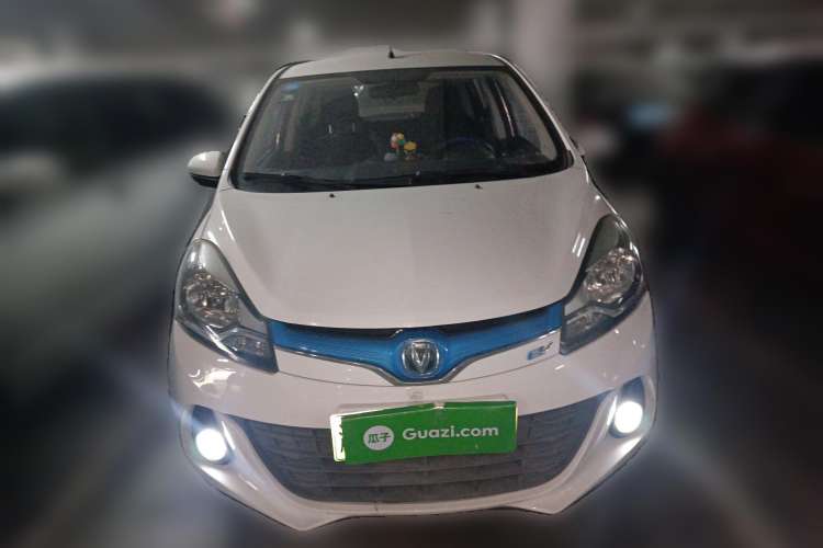 Used CHANGAN Benni EV 2017 Pure Electric 210 km Fashion Edition Front