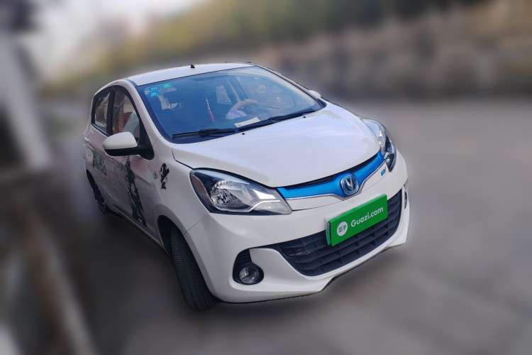 Used CHANGAN Benni EV 2017 Pure Electric 210 km Fashion Edition Front Right 45 Deg