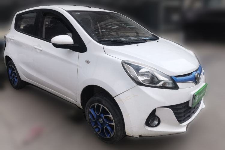 Used CHANGAN Benni EV 2017 Pure Electric 210 km Fashion Edition Front Right 45 Deg