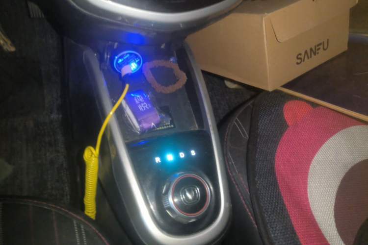 Used CHANGAN Benni EV 2017 Pure Electric 210 km Fashion Edition Gear Lever