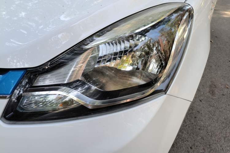 Used CHANGAN Benni EV 2017 Pure Electric 180 km Standard Model Left Front Headlight