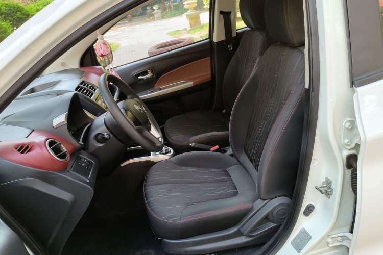 Used CHANGAN Benni EV 2017 Pure Electric 180 km Standard Model Left Front Seat
