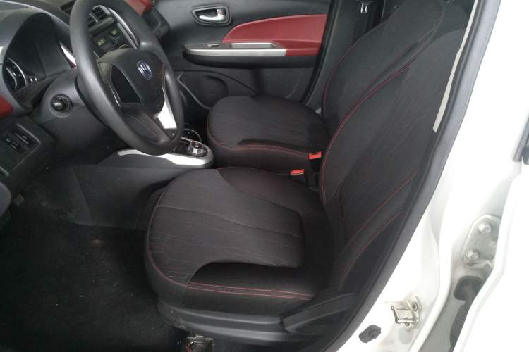 Used CHANGAN Benni EV 2017 Pure Electric 180 km Standard Model Left Front Seat
