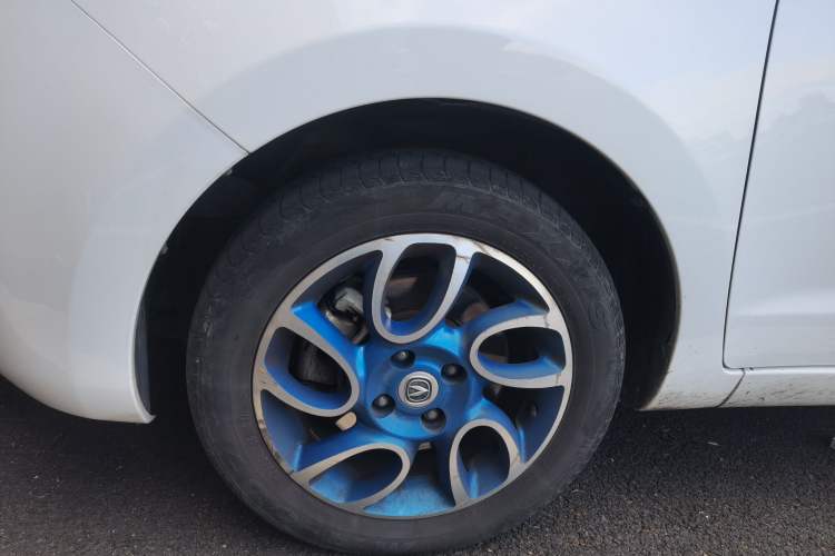 Used CHANGAN Benni EV 2017 Pure Electric 210 km Fashion Edition Left Front Wheel Hub