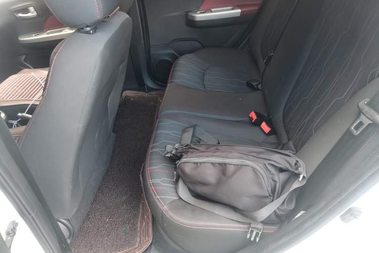 Used CHANGAN Benni EV 2017 Pure Electric 210 km Fashion Edition Left Rear Seat
