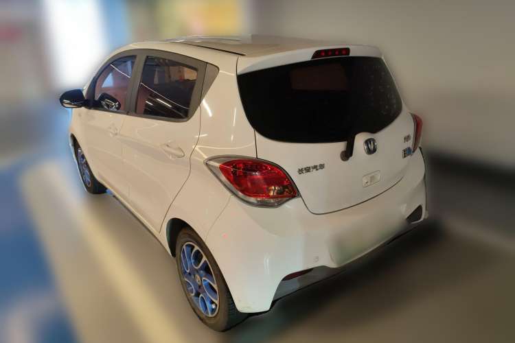 Used CHANGAN Benni EV 2017 Pure Electric 180 km Fashion Model Rear Left 45 Deg