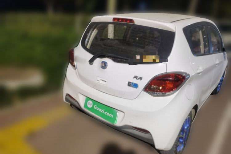 Used CHANGAN Benni EV 2017 Pure Electric 210 km Fashion Edition Rear Right 45 Deg