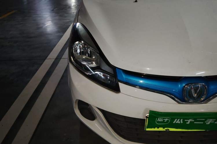 Used CHANGAN Benni EV 2017 Pure Electric 180 km Standard Model Right Front Headlight