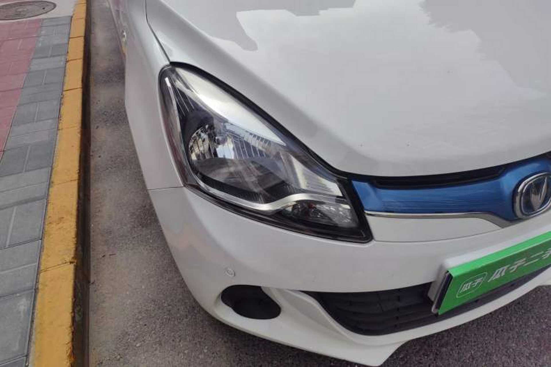 Used CHANGAN Benni EV 2017 Pure Electric 180 km Standard Model Right Front Headlight