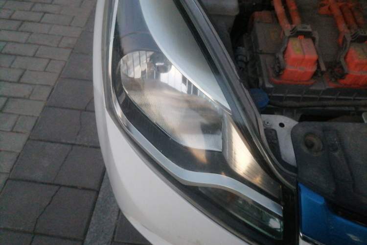 Used CHANGAN Benni EV 2017 Pure Electric 180 km Standard Model Right Front Headlight