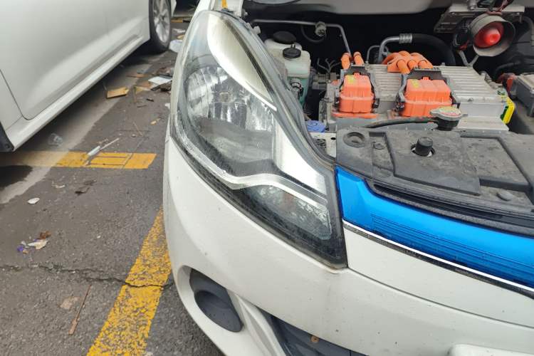 Used CHANGAN Benni EV 2017 Pure Electric 180 km Standard Model Right Front Headlight