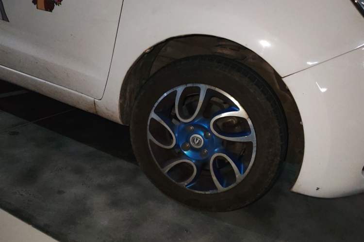 Used CHANGAN Benni EV 2017 Pure Electric 180 km Standard Model Right Front Wheel Hub