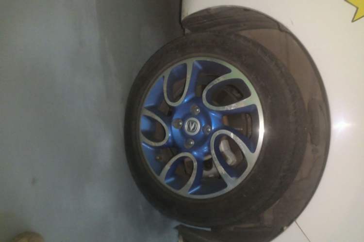 Used CHANGAN Benni EV 2017 Pure Electric 210 km Fashion Edition Right Front Wheel Hub