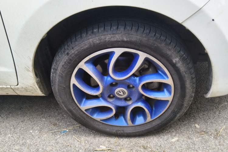 Used CHANGAN Benni EV 2017 Pure Electric 180 km Standard Model Right Front Wheel Hub