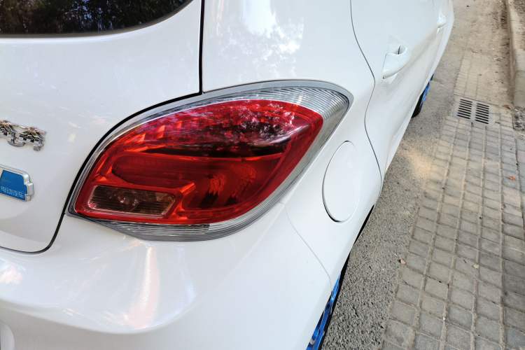 Used CHANGAN Benni EV 2017 Pure Electric 180 km Standard Model Right Rear Taillight