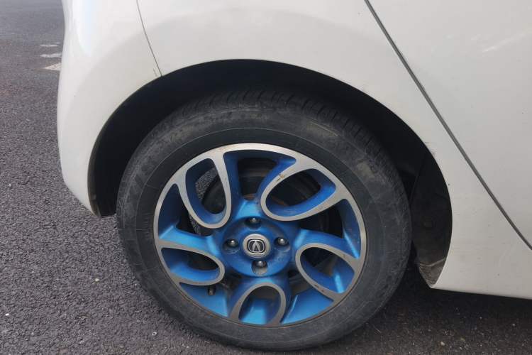 Used CHANGAN Benni EV 2017 Pure Electric 210 km Fashion Edition Right Rear Wheel Hub