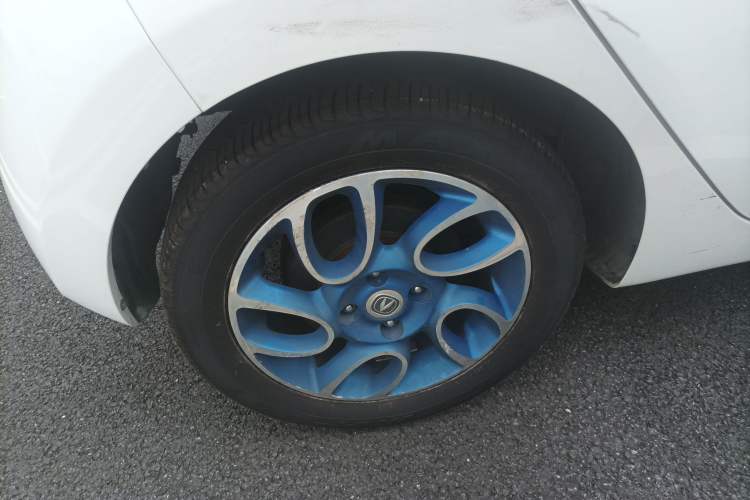 Used CHANGAN Benni EV 2017 Pure Electric 180 km Fashion Model Right Rear Wheel Hub
