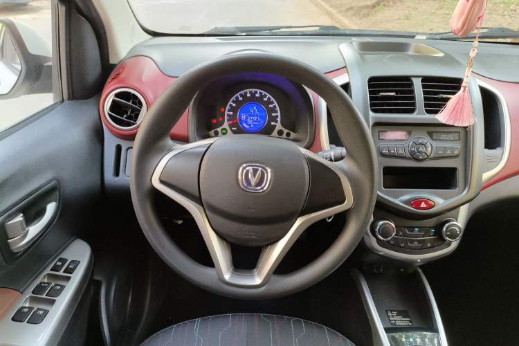 Used CHANGAN Benni EV 2017 Pure Electric 180 km Standard Model Steering Wheel