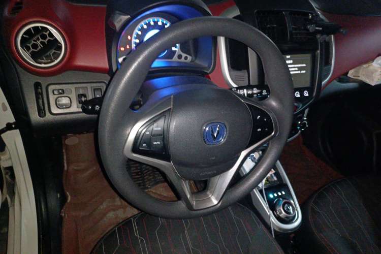 Used CHANGAN Benni EV 2017 Pure Electric 210 km Fashion Edition Steering Wheel