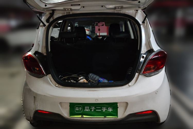 Used CHANGAN Benni EV 2017 Pure Electric 180 km Standard Model Trunk