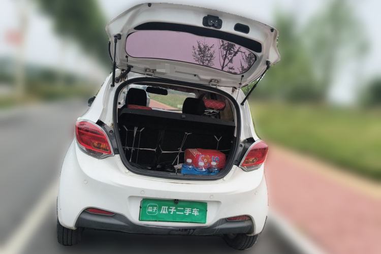 Used CHANGAN Benni EV 2017 Pure Electric 180 km Standard Model Trunk