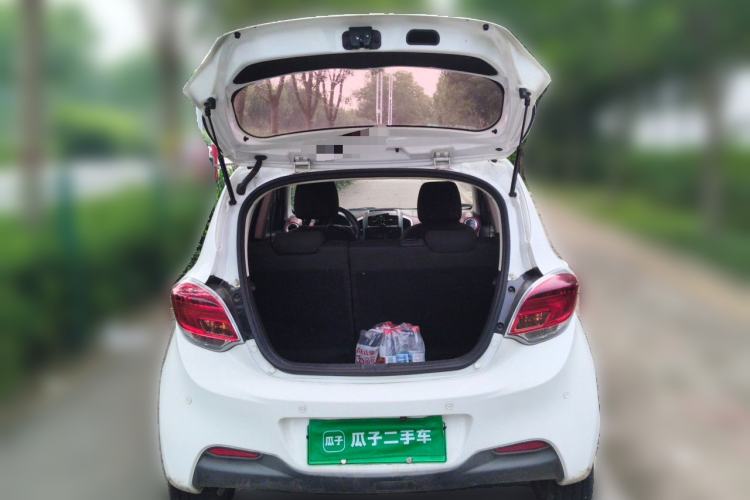 Used CHANGAN Benni EV 2017 Pure Electric 180 km Standard Model Trunk