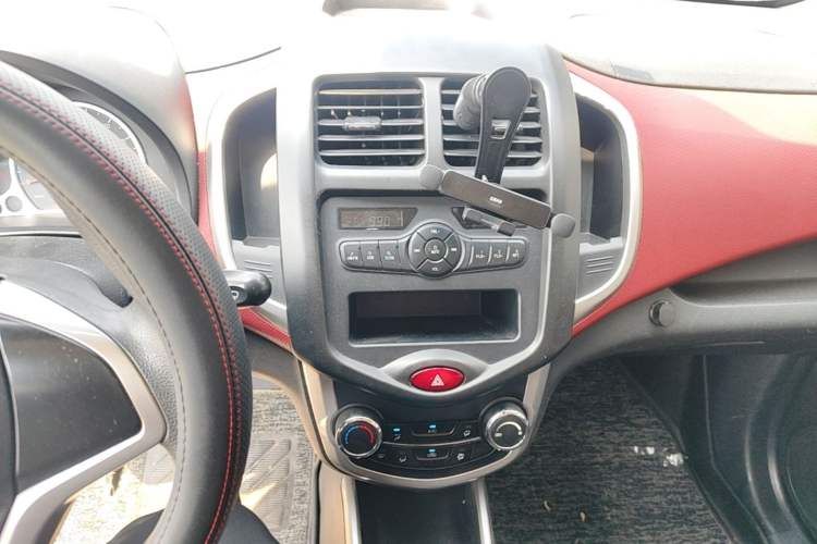 Used CHANGAN Benni EV 2018 EV260 Standard Model Audio And AC Panel