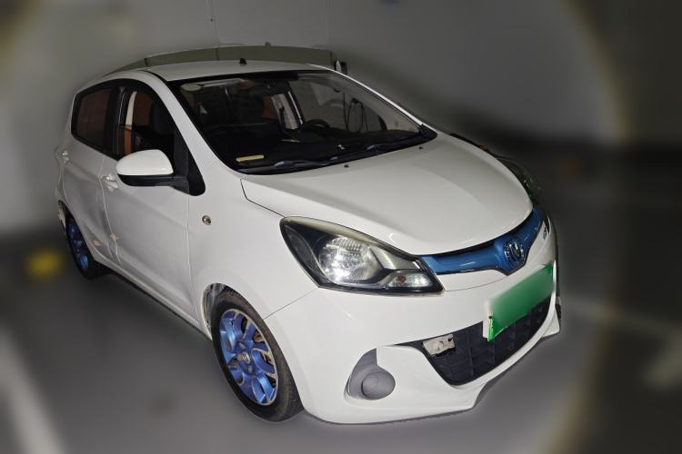 Used CHANGAN Benni EV 2018 EV260 Standard Model Front Right 45 Deg