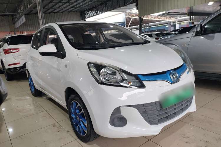 Used CHANGAN Benni EV 2018 EV260 Standard Model Front Right 45 Deg
