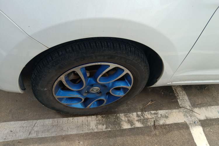 Used CHANGAN Benni EV 2018 EV260 Standard Model Left Front Wheel Hub