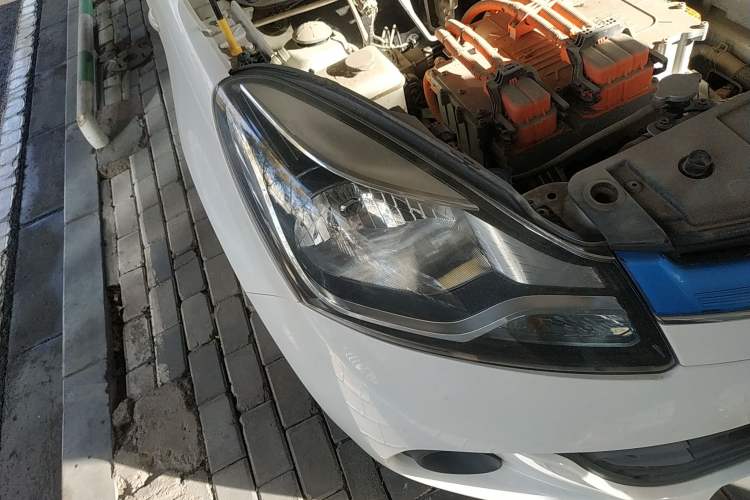 Used CHANGAN Benni EV 2018 EV260 Standard Model Right Front Headlight