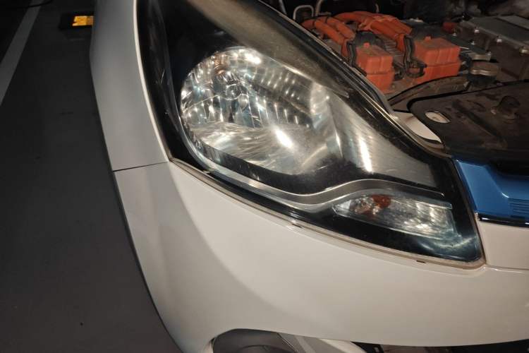 Used CHANGAN Benni EV 2018 EV260 Standard Model Right Front Headlight