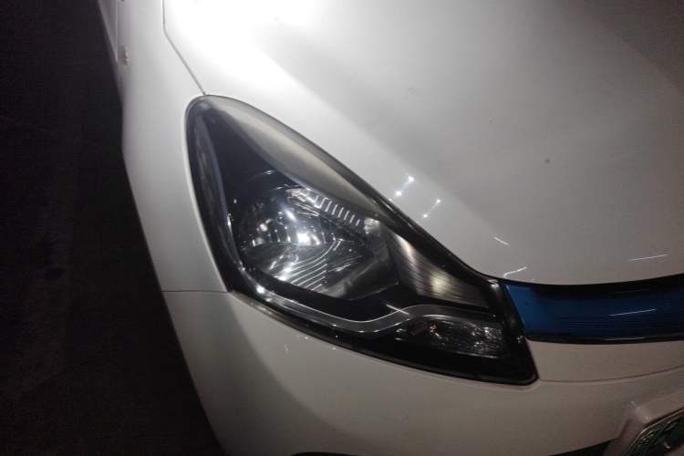 Used CHANGAN Benni EV 2018 EV260 Standard Model Right Front Headlight