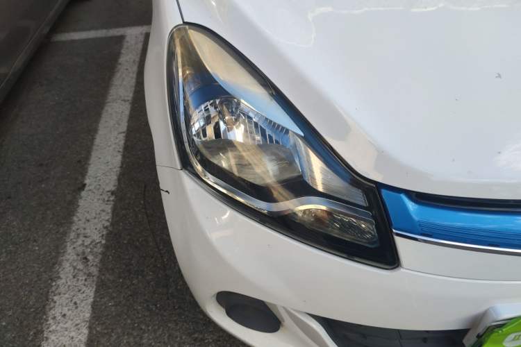 Used CHANGAN Benni EV 2018 EV260 Standard Model Right Front Headlight
