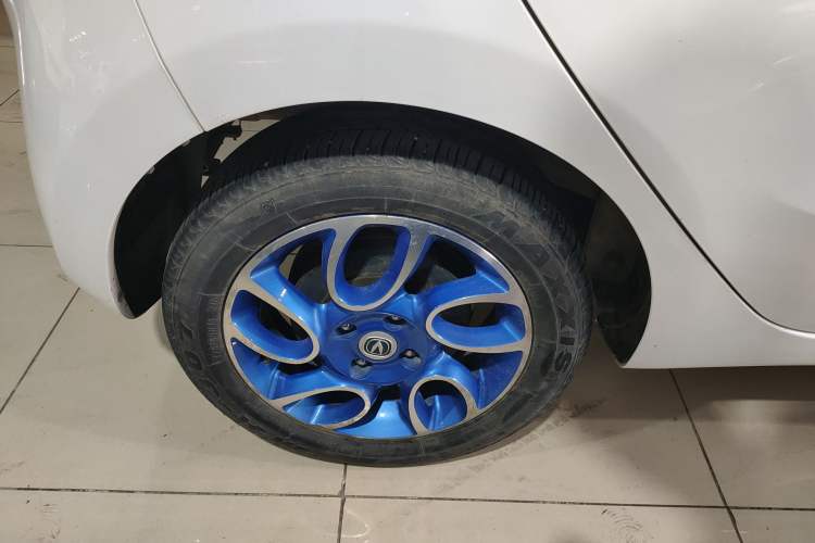 Used CHANGAN Benni EV 2018 EV260 Standard Model Right Rear Wheel Hub
